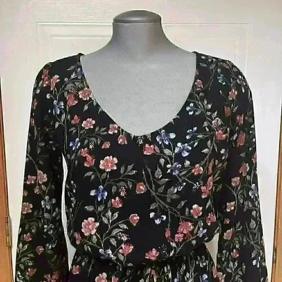 Abercrombie & Fitch Romper Floral Long Sleeve  Cinch Waist Black - Picture 3 of 12